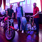 crm kongress 2021 vorstand motorrad fahrrad fallschirm 43B2055 web 150x150