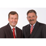 Thomas R&uuml;hl (l.), Gr&uuml;nder und Vorstandsvorsitzender von CURSOR, mit seinem Vorstandskollegen J&uuml;rgen Topp